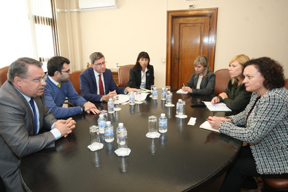 МВнР предприема мерки в защита на обвинените български граничари